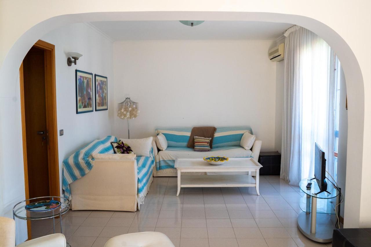 Elegant Apartment In Residence With Pool Acireale Exterior foto